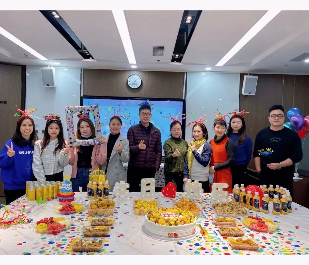 “感恩遇見,未來可期”員工生日會